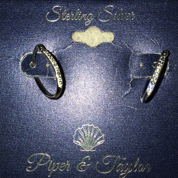 Piper & Taylor-Sterling Silver Hoop Earrings-NWT - Picture 3 of 8